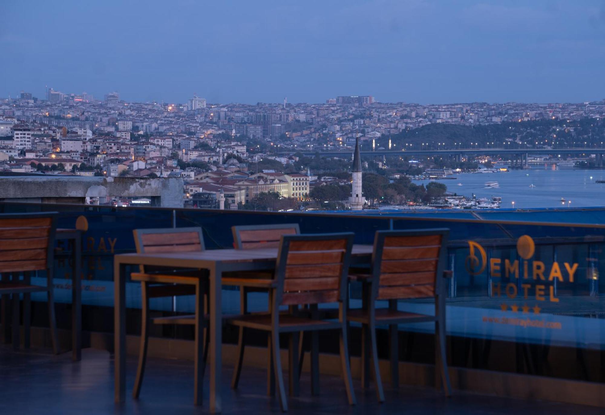 Demiray Hotel Old City 伊斯坦布尔 外观 照片 View from the rooftop